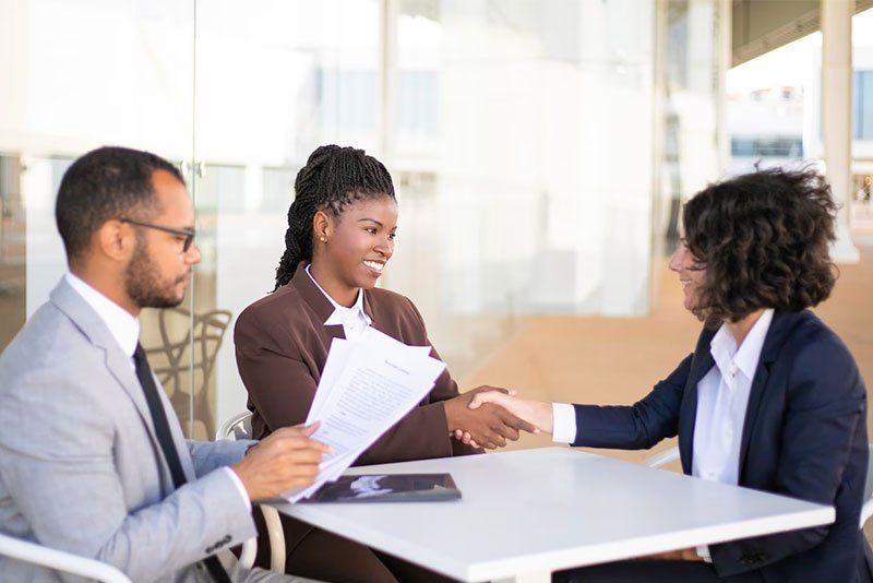 Servicios Empresariales y Personales